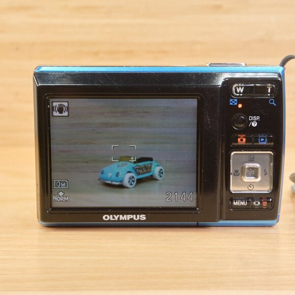 Vintage Olympus FE 46 12MP Digital camera, 5X Optical Zoom, Tested - Picture 3 of 8